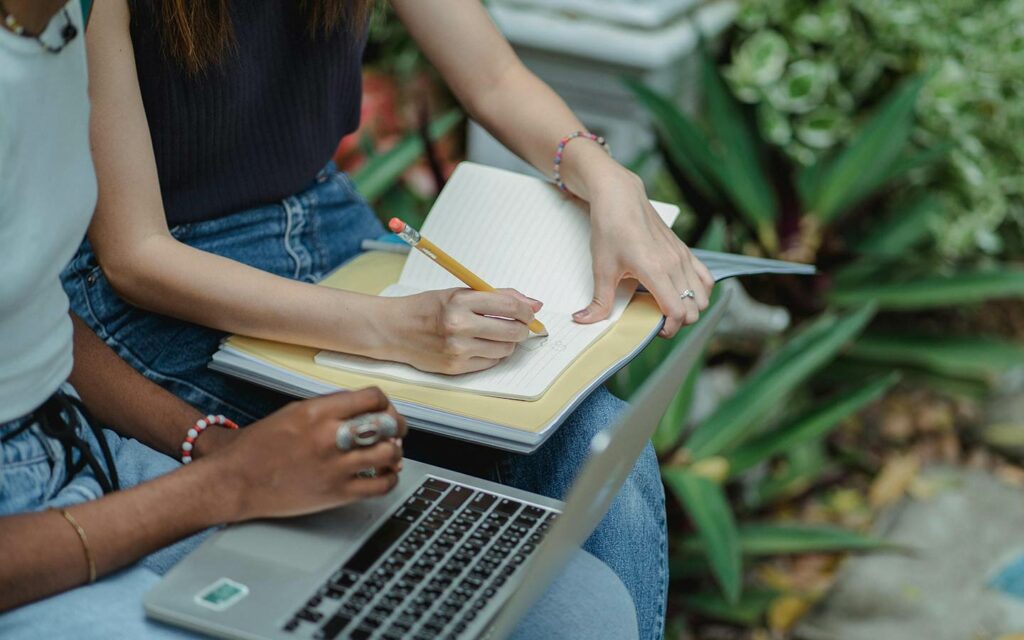 theme-hero-10-1440x900